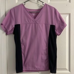 Cherokee flexible scrub top